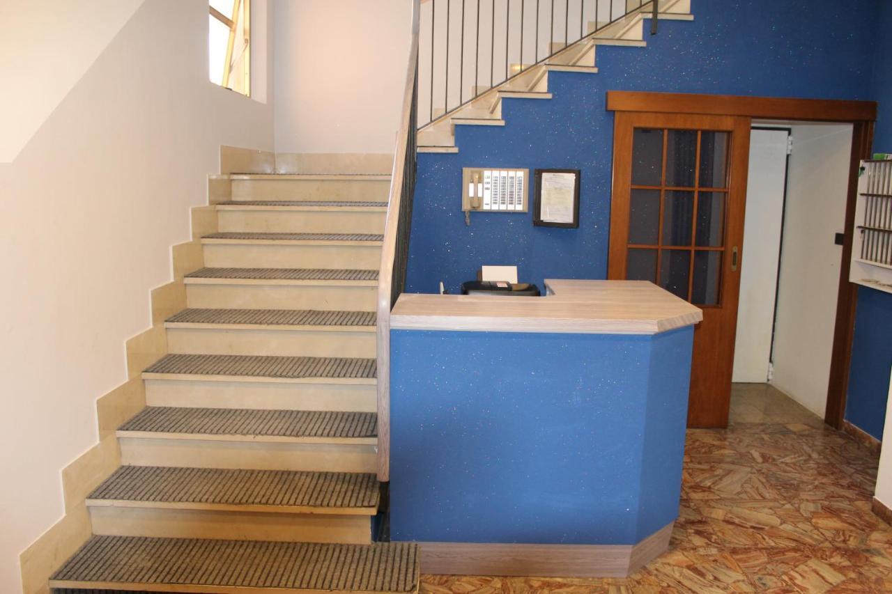 Hotel Mora Rimini Zewnętrze zdjęcie
